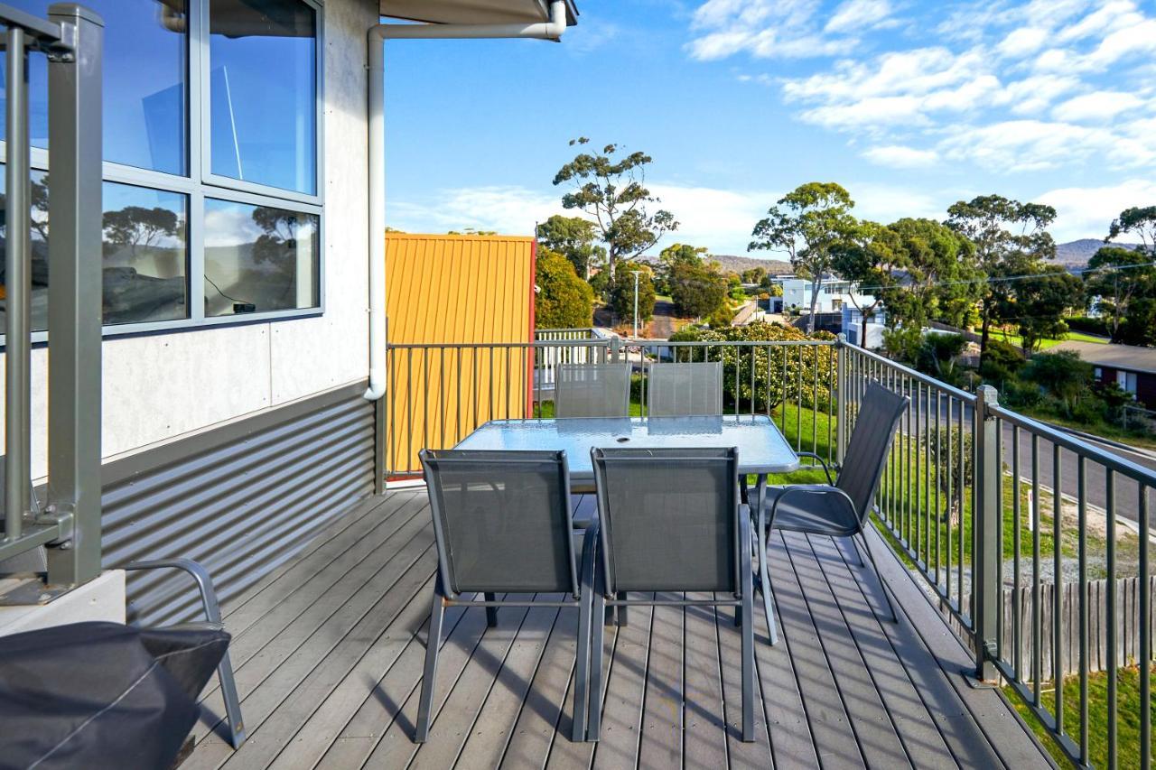 Granite House @ Bay Of Fires Binalong Bay